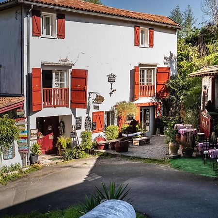 Отель Le Moulin De Pascale Эспелет Экстерьер фото